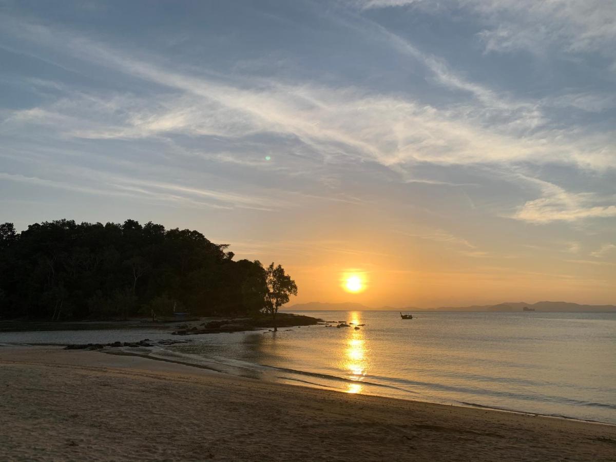 Krabi Bay House Lägenhet Ban Nong Thale Exteriör bild